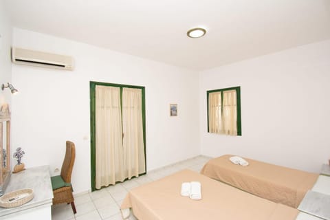 Aquarius Apartments "by Checkin" Hotel in Crete