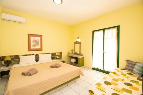 Aquarius Apartments "by Checkin" Hotel in Crete