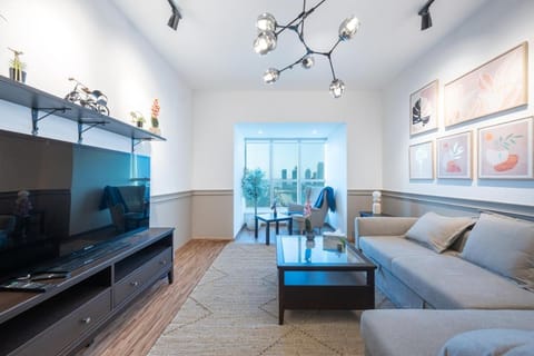 Communal lounge/ TV room, TV and multimedia, Living room, Seating area, Evening entertainment