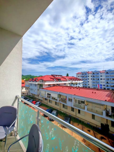 Property building, Day, View (from property/room), Balcony/Terrace