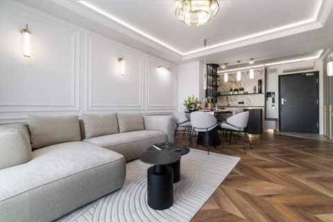 Wings Plaza Apartment hotel in Krakow