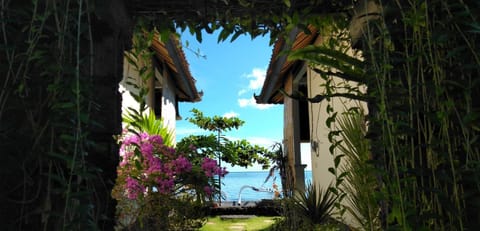 Tambun Sari Beach Homestay Bed and Breakfast in Abang