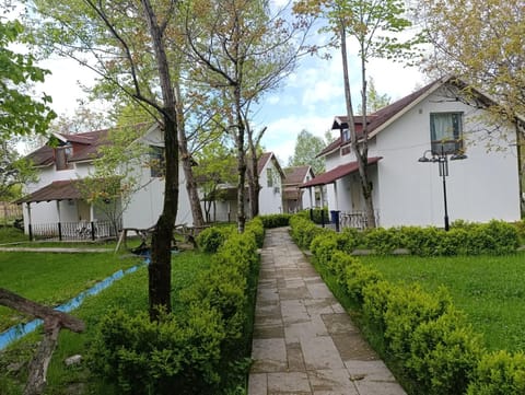 Property building, Day, Natural landscape, Garden view, Street view