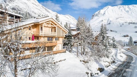 Property building, Winter