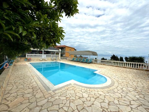 Day, Pool view, Sea view, Swimming pool, Swimming pool, sunbed