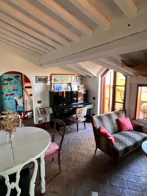 La casa colorata nel cuore della Venezia Apartment in Livorno