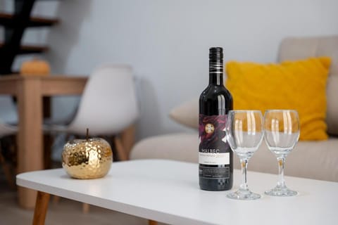 Four Seasons Luxurious Maisonette Apartment in Heraklion