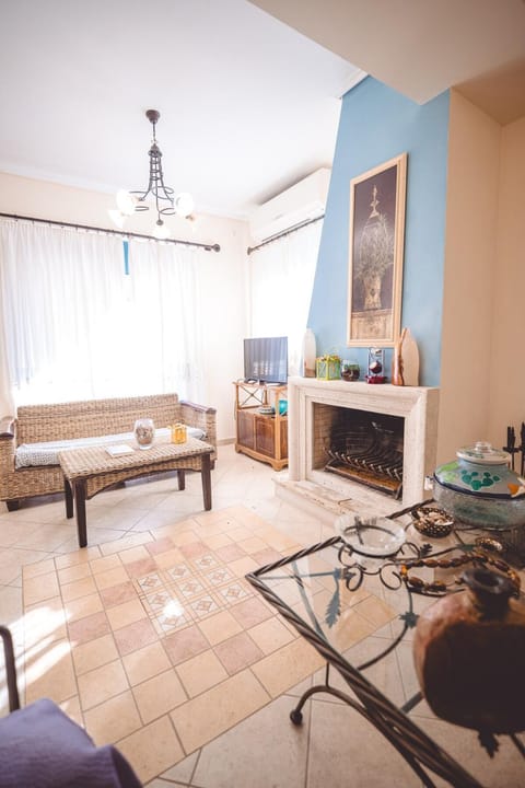 Villa Sapphire BeachFront Eretria Bed and Breakfast in Euboea