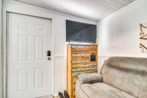 10 Mi to Beaches Home with Pool Access in Largo! House in Pinellas Park