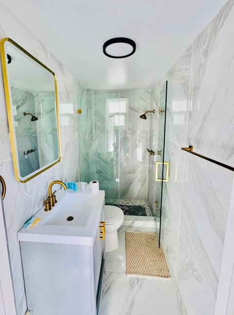 Stylish Studio in Heart of Miami Apartment in Coral Gables