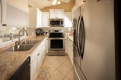 Lakeview Latitude House in Carroll County