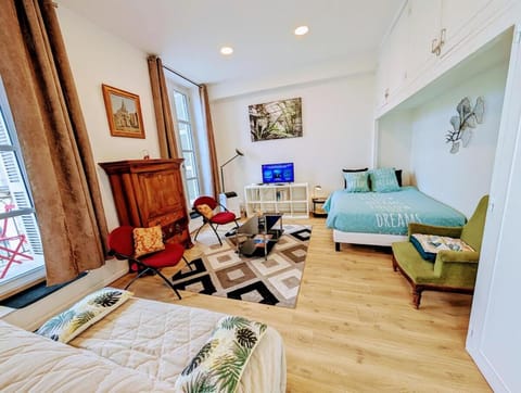 Le Castille d'Or Elégant, en face de l'Hôtel de Ville Apartment in Poitiers