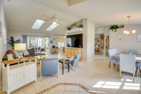 Private Pool and Park Access Cozy South Daytona Gem House in South Daytona