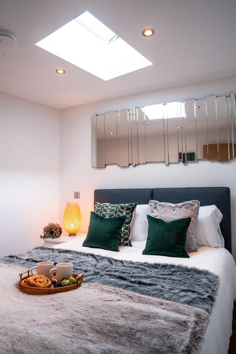 Luxury Apartment nr Broadway with Private Parking! Apartment in Evesham