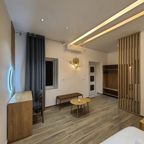 Sunset Boulevard Rooms Bed and Breakfast in Vlorë County, Albania