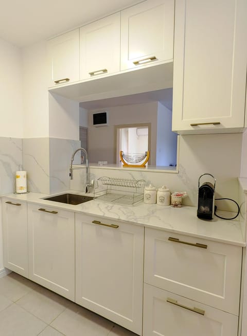 Coffee/tea facilities, Kitchen or kitchenette