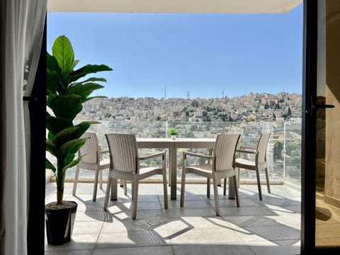 Patio, Natural landscape, Bird's eye view, View (from property/room), View (from property/room), Balcony/Terrace, Seating area, Dining area, City view, City view, Landmark view, Landmark view