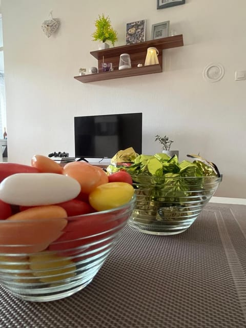 TV and multimedia, Food