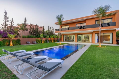 Property building, Patio, Day, Garden, Garden view, Pool view, Swimming pool