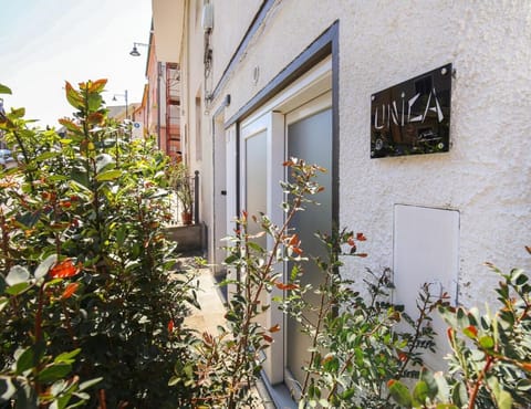 Romantic private pool room Relax in Castelsardo Apartment in Castelsardo