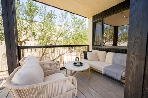 Balcony/Terrace, Seating area