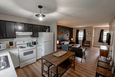 East Nashville Getaway - Walk to Parks Golf & Music Spots House in East Nashville