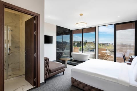 Bed, Photo of the whole room