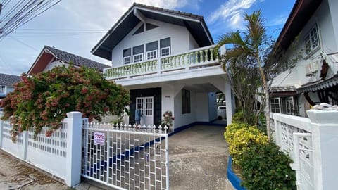 Property building, Day