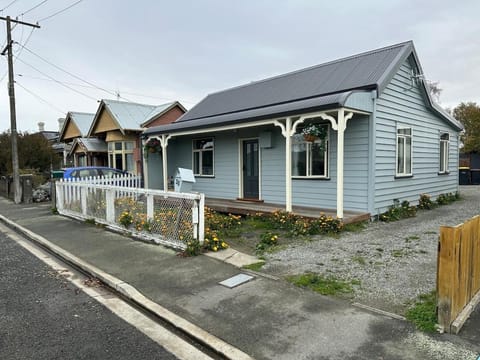 Property building, Street view
