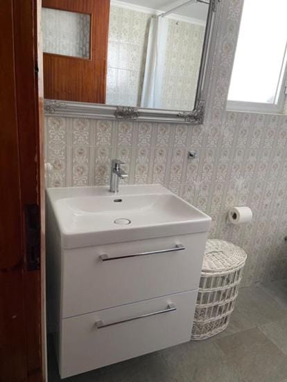 Emerald Sea Apartment Apartment in Poros