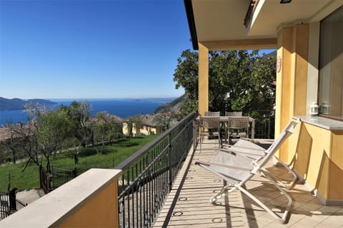 View (from property/room), View (from property/room), Balcony/Terrace, Balcony/Terrace, City view, City view, Garden view, Garden view, Lake view, Lake view, Mountain view, Mountain view