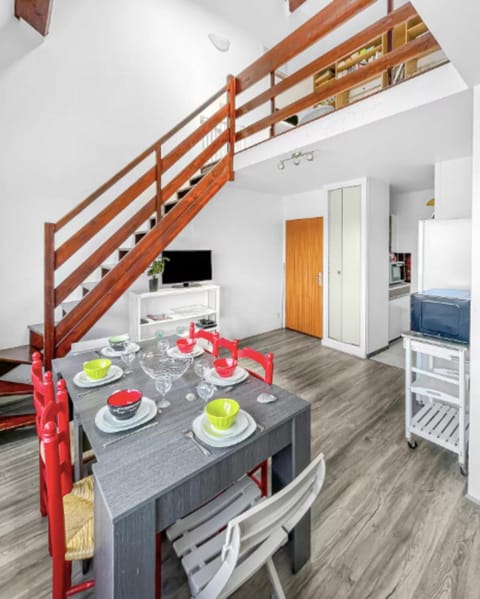 Apartment with pool near city center Apartment in Deauville