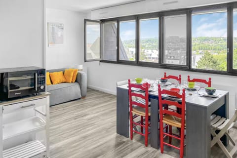 Apartment with pool near city center Apartment in Deauville