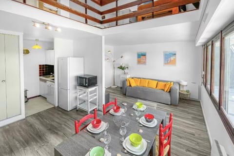 Apartment with pool near city center Apartment in Deauville