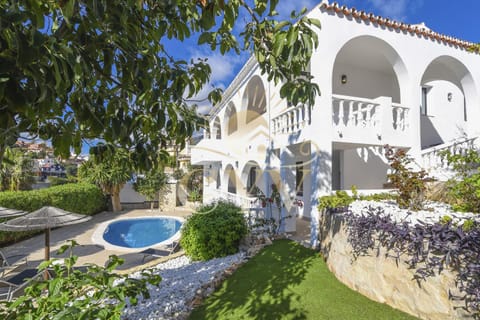 Property building, Patio, Balcony/Terrace, Pool view, Swimming pool