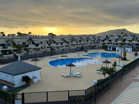 Pool view, Swimming pool, Sunset