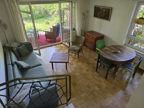 Living room, Seating area, Dining area, Garden view