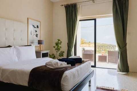 The Rustique - 3BED house in Mellieha by Homely! House in Saint Paul's Bay