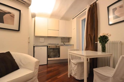Splendido Bilocale Apartment in Savona