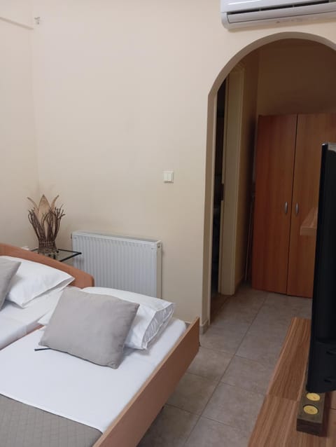 Garden studio Apartment in Piraeus Regional Unit, Greece