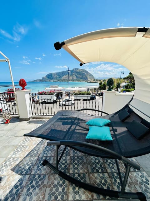 Balcony/Terrace, Mountain view, Sea view
