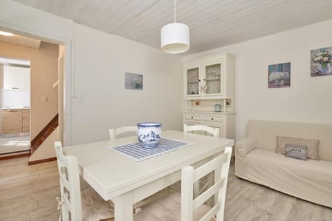 Casa Anna Malcesine, vivi il borgo di Cassone! Apartment in Malcesine