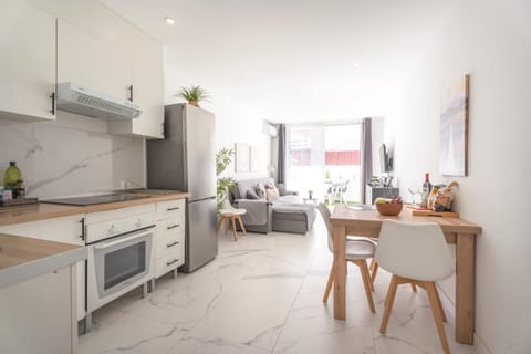 Living room, Meals