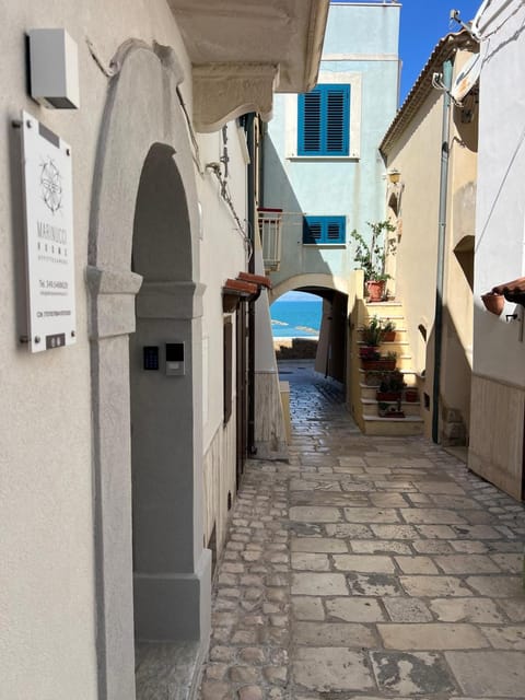 Property building, Neighbourhood, Street view