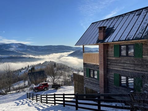 Property building, Natural landscape, Mountain view