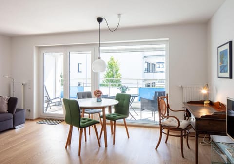 TV and multimedia, Balcony/Terrace, Living room, Seating area, Dining area, sunbed