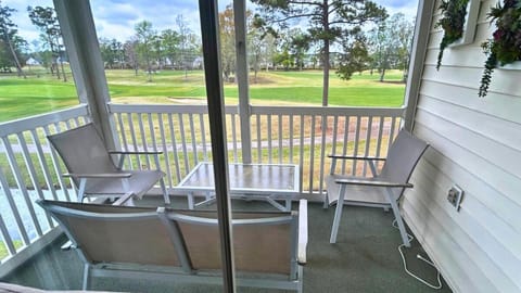 Golfcourse, View (from property/room), Balcony/Terrace