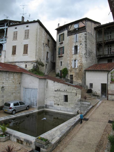 On site, Street view