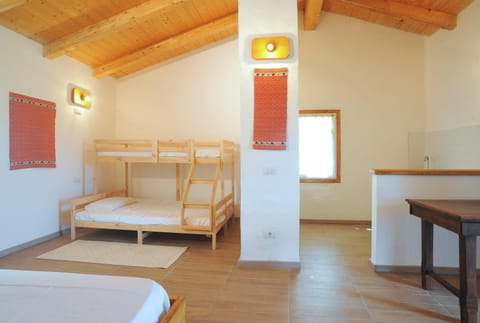 Bed, Photo of the whole room