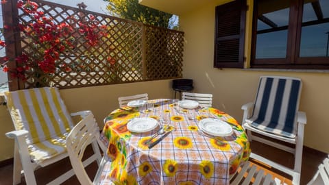 Balcony/Terrace, Dining area